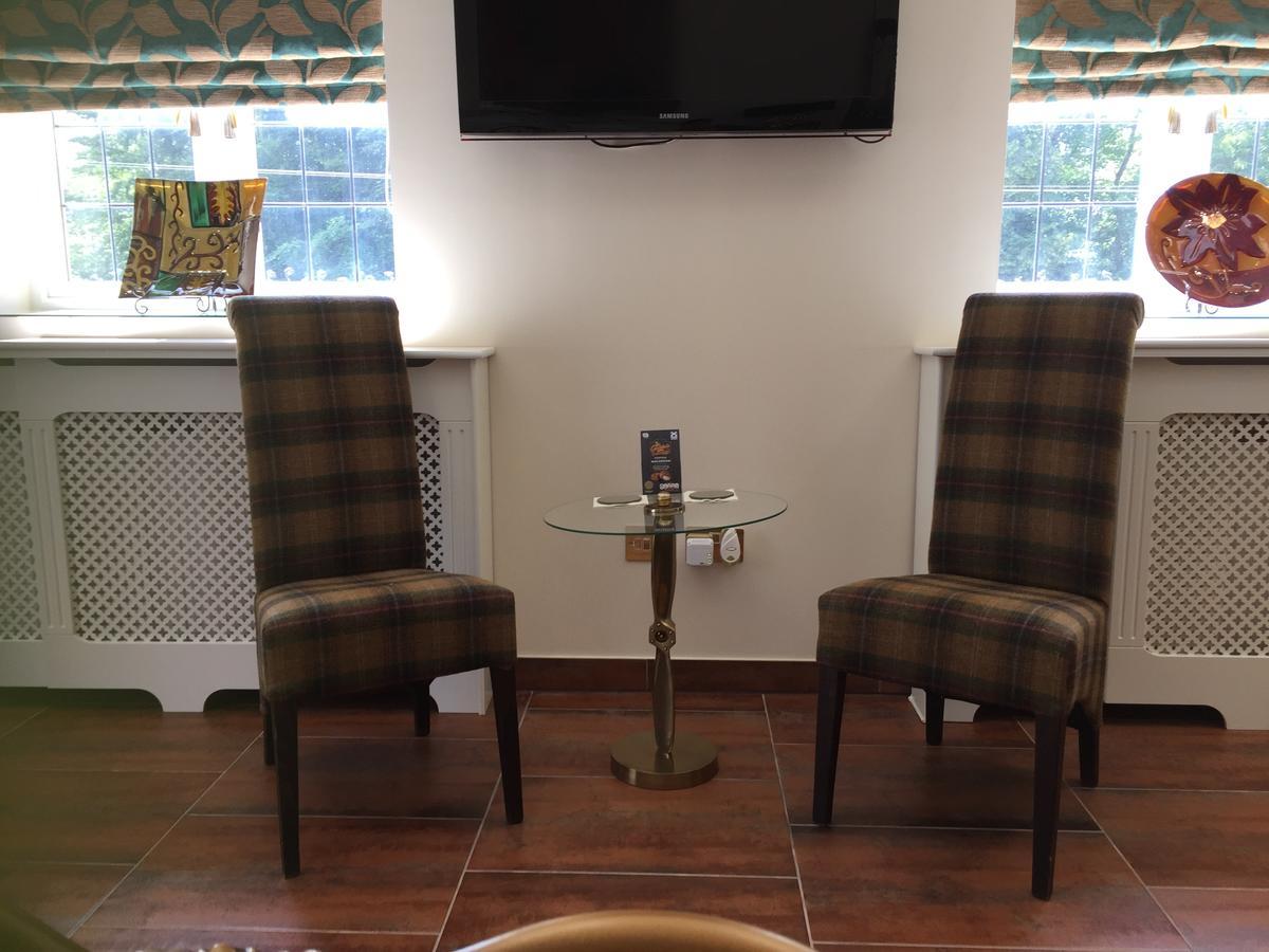 Bed and Breakfast Retreat At The Knowe Auchincruive Estate Эр Экстерьер фото